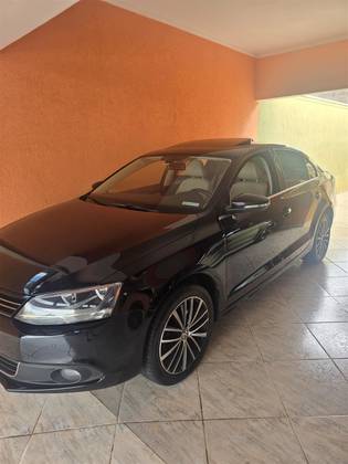 VOLKSWAGEN JETTA 2.0 TSI HIGHLINE 200CV GASOLINA 4P TIPTRONIC